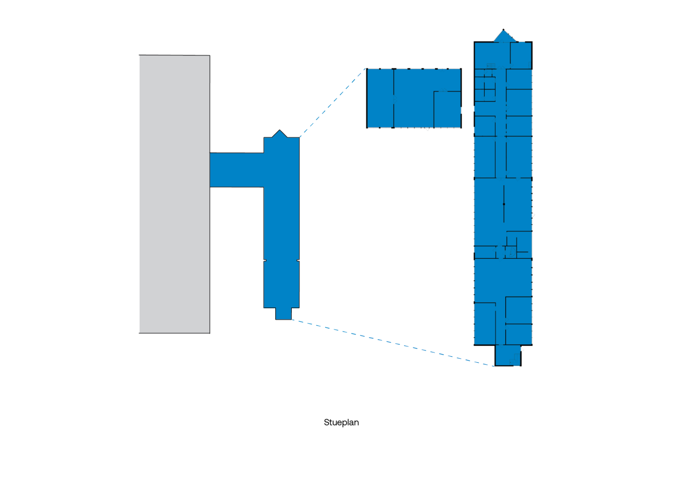 Plantegning, der viser en fremhævet blå del af en bygning med betegnelsen Stueplan, som er forbundet med et gråt område til venstre. Stiplede linjer angiver forbindelsespunkterne.