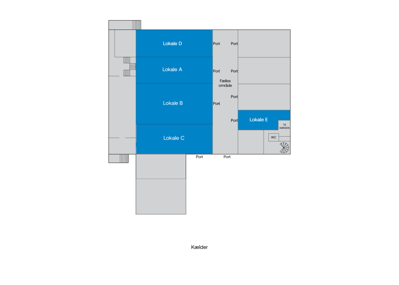 Grundplan over en kælderetage, hvor rummene mærket Lokale A, B, C, D og E samt et fællesområde, et køkken og et toilet er fremhævet.