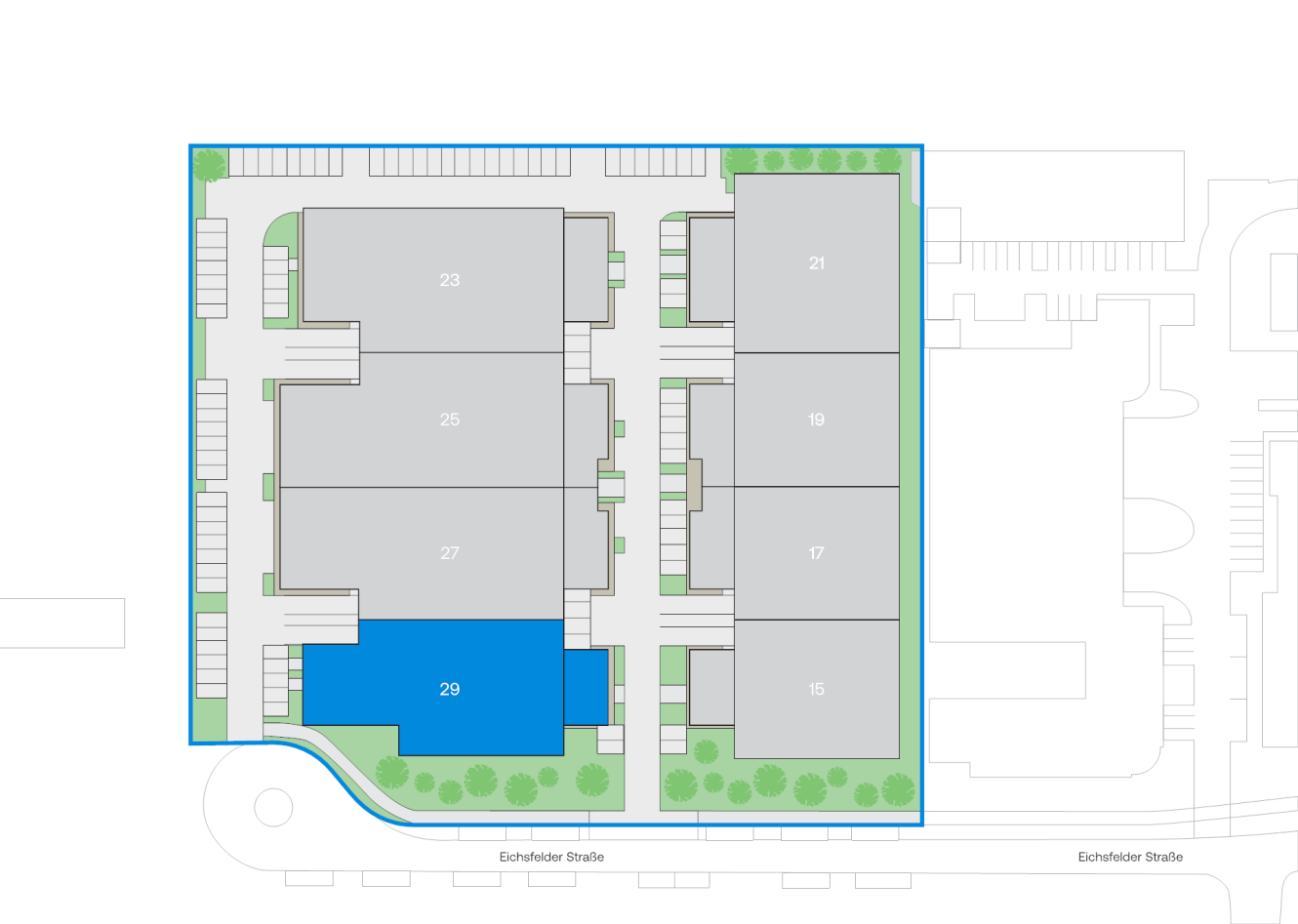 Lageplan mit den Baublöcken Nr. 15, 17, 19, 21, 23, 25 und 29 entlang der Eschholder Straße. Der Plan umfasst ausgewiesene Parkplätze, Wege zur Fortbewegung innerhalb des Areals sowie begrünte Bereiche. Der Baublock Nr. 29 ist deutlich blau hervorgehoben.
