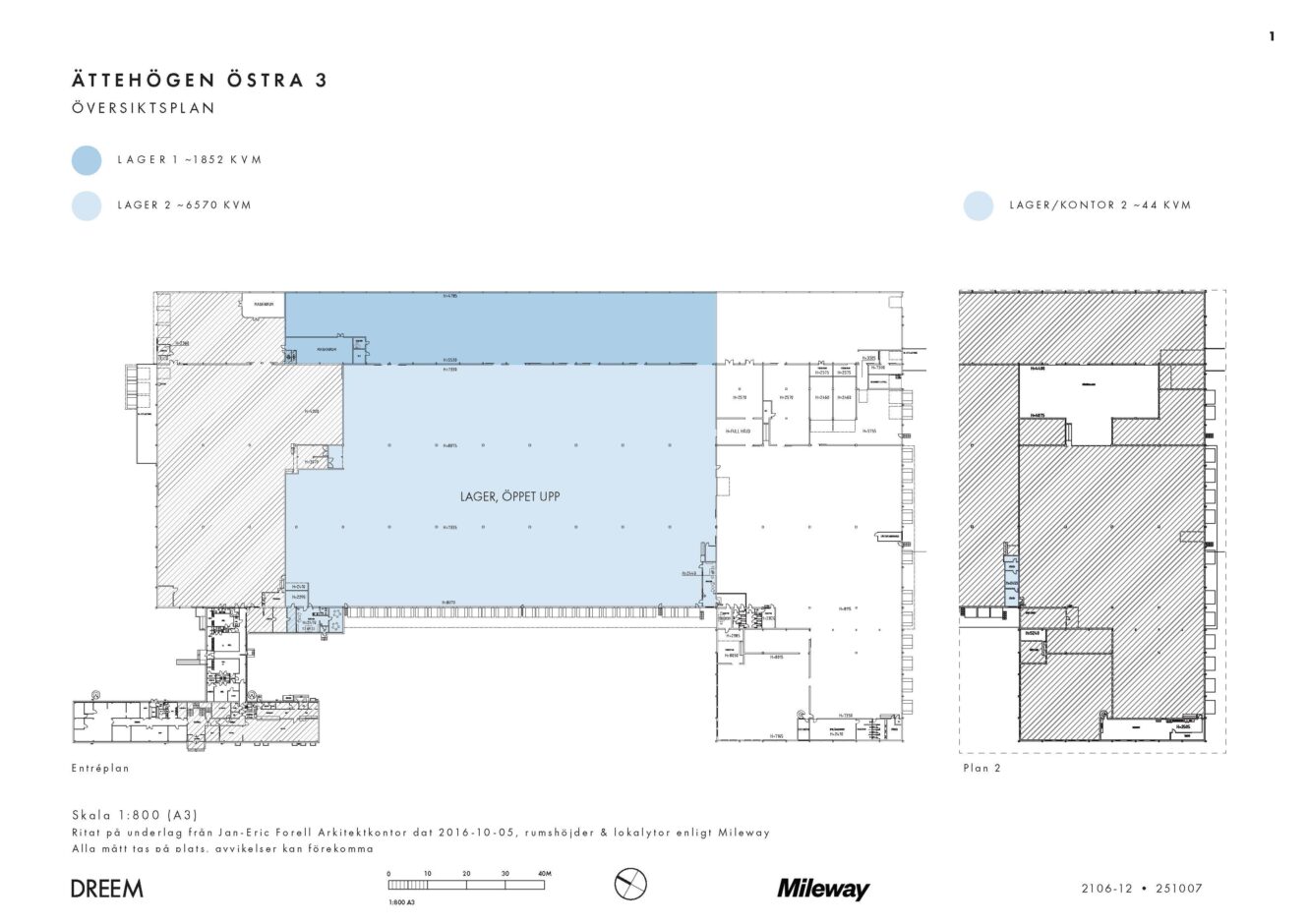 Planritning över en lagerlokal med markerade förvaringsutrymmen märkta Lager 1 och Lager 2 i blått, samt märkta kontorsutrymmen; inkluderar skala och referensinformation.