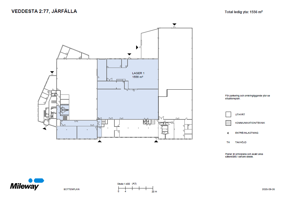 Planritning över en kommersiell fastighet på VeddeSta 2:77, Järfälla, som visar en markerad lageryta om 1556 m², entréer, parkering och detaljer om byggnadens utformning.