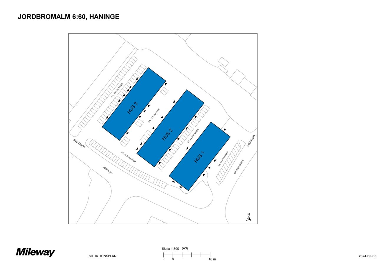 Tomtplan med tre blå byggnader med beteckningarna HUS 1, HUS 2 och HUS 3, parkeringsplatser och tillfartsväg på fastigheten Jordbromalm 6:60.