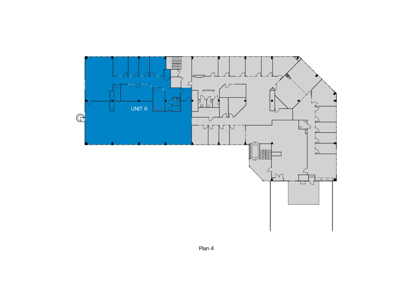 Planritning märkt Plan 4 med Unit 6 markerad i blått på vänster sida; resten av byggnaden visas i grått.