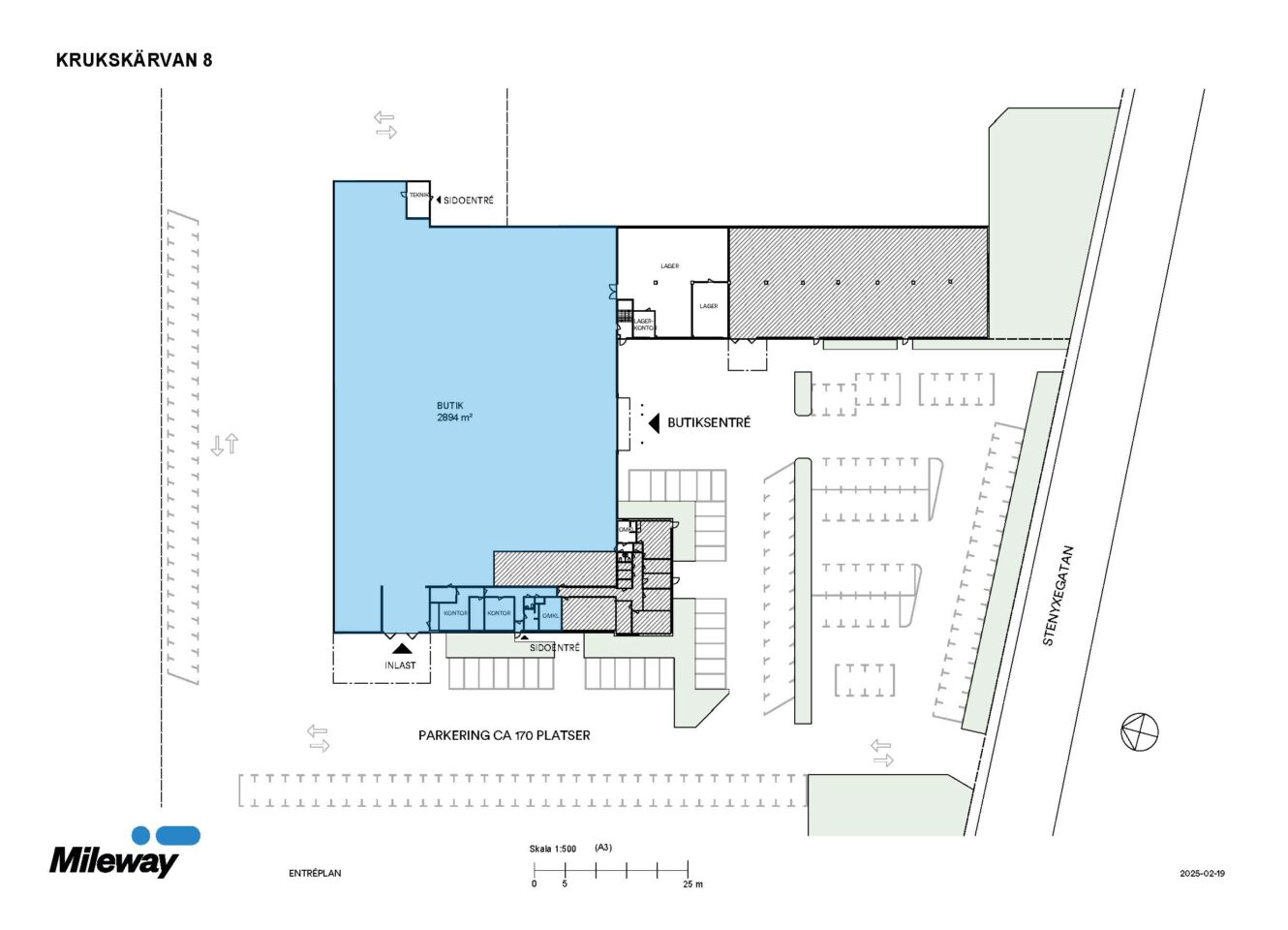 Situationsplan för Kruukskärvan 8 som visar byggnadens layout, parkeringsplatser, lastområden och omgivande vägar. Mileways logotyp och nordlig orientering är synliga.